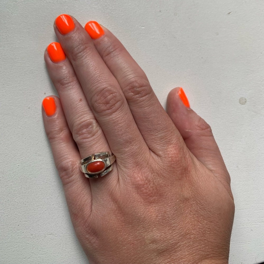 Vintage Italian silver ring